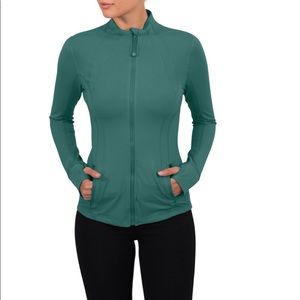 ⭐️NEW WITH TAG ON⭐️ 90 degree by reflex zip up